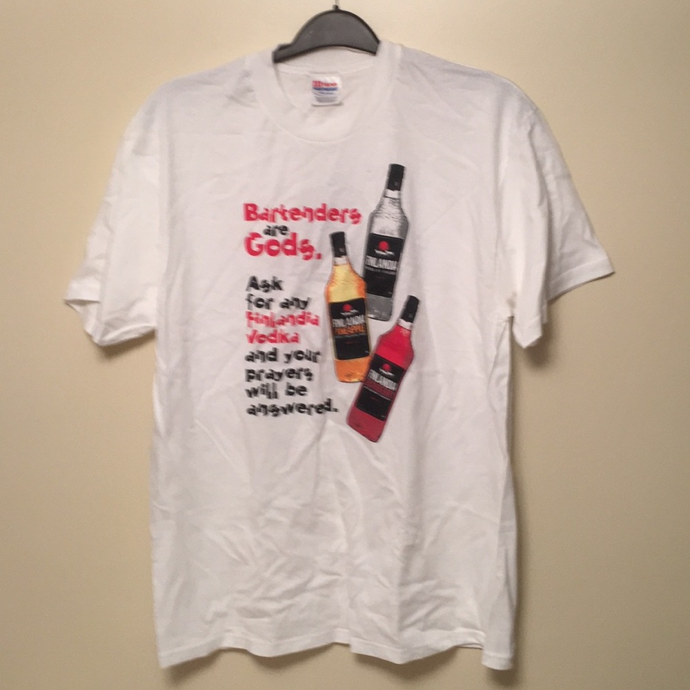 Finlandia Tee Shirt Size Large